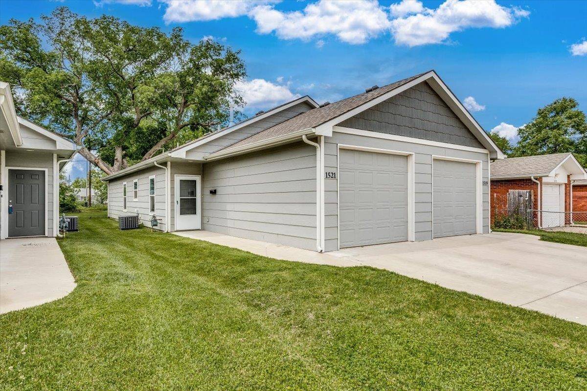 1523 S Edwards Ave, Wichita, KS 67213