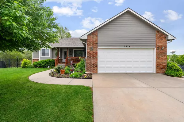 2539 E Ventnor Ct,  Park City,  KS 67219