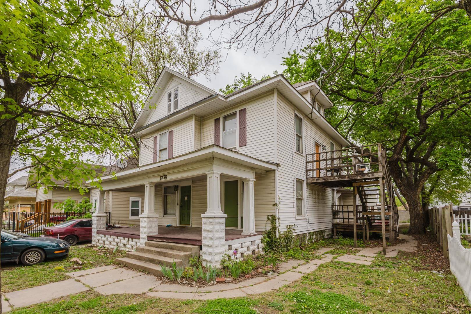 Wichita, KS 67203,1238 N Waco Ave
