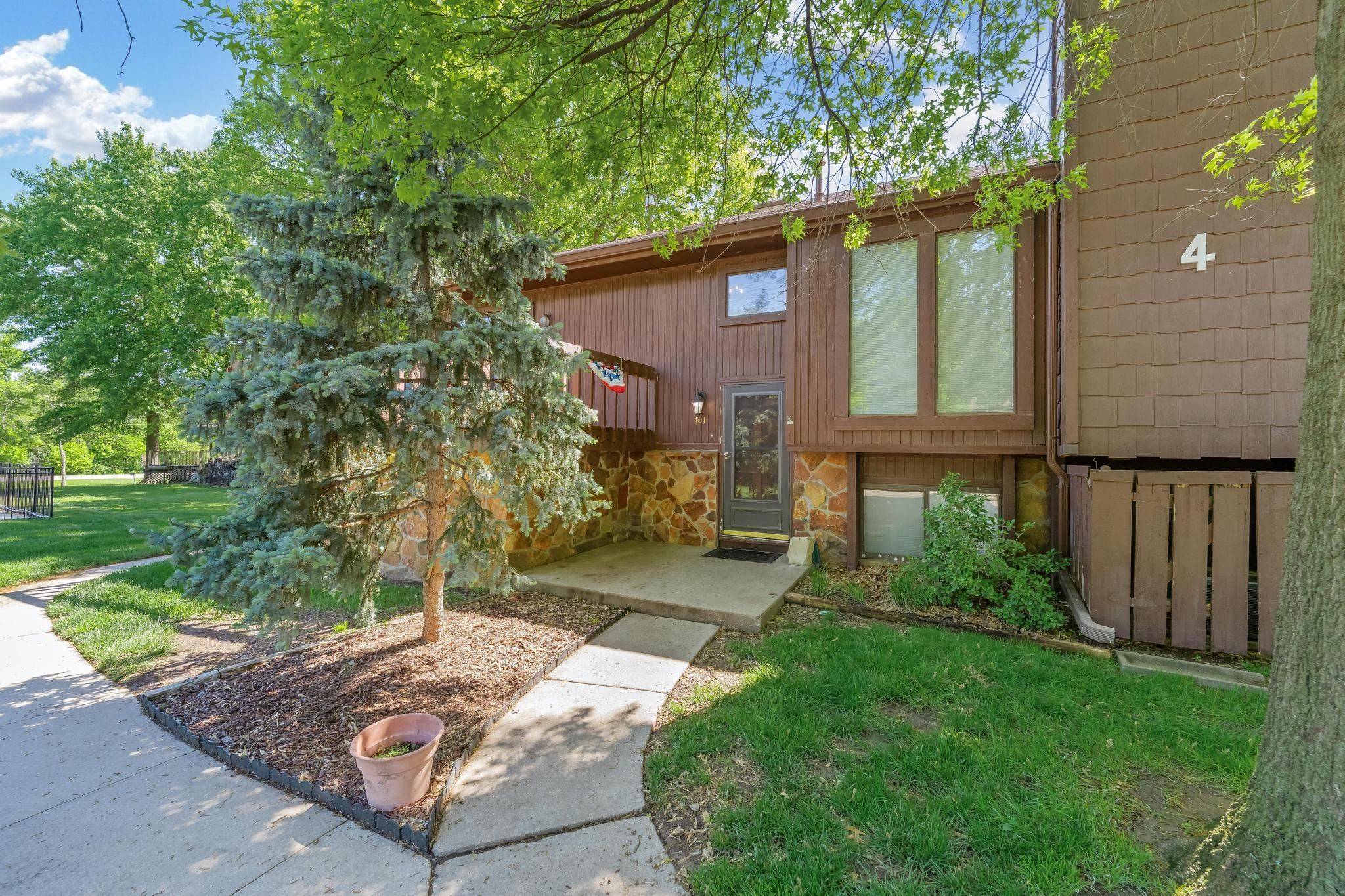 Wichita, KS 67215,2421 S Yellowstone St