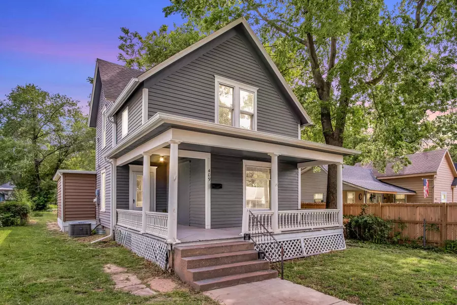 409 W 5th St, Newton, KS 67114