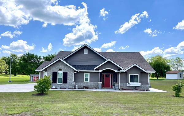 2545 Vine Ave, Parkerfield, KS 67005