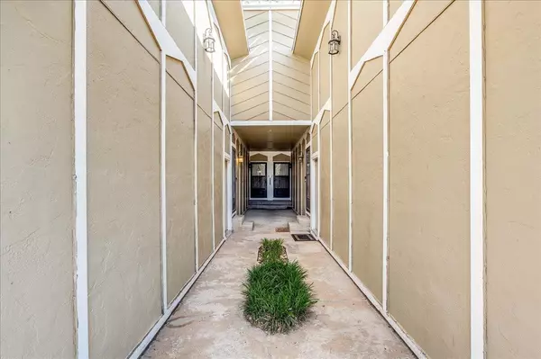 Wichita, KS 67209,10524 W Texas St