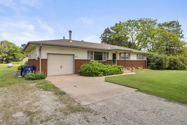 1258 E 90th Ave N, Belle Plaine, KS 67013