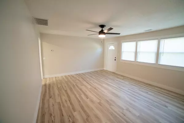 Wichita, KS 67214,1701 N Volutsia Ave