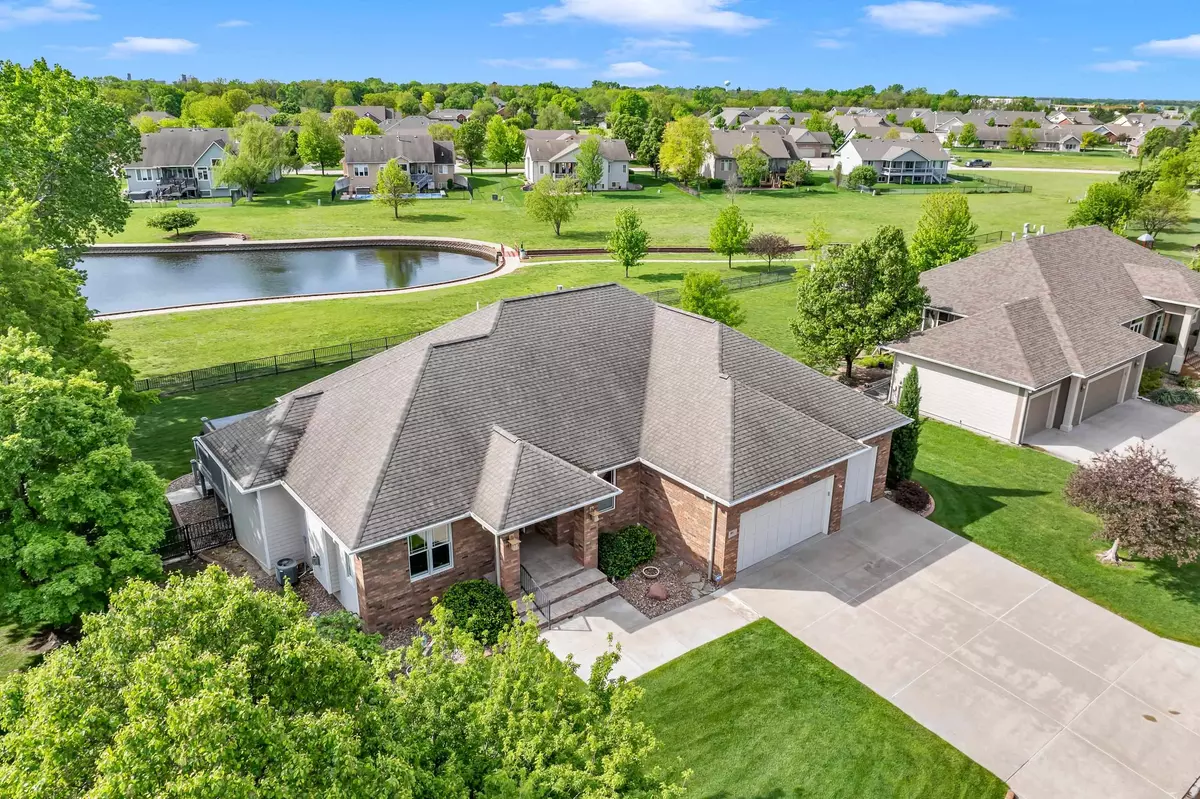 North Newton, KS 67117,401 Lakewood Dr