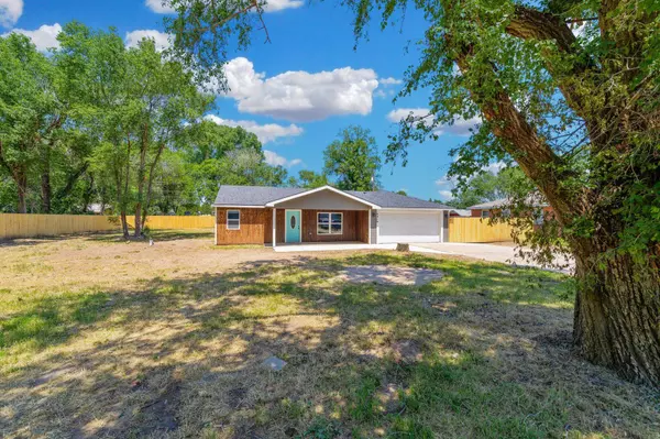 6914 W Ocieo St,  Wichita,  KS 67205