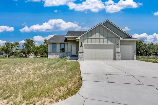 10610 W Graber St, Wichita, KS 67215
