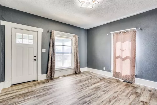 Wichita, KS 67211,1223 S Topeka Ave