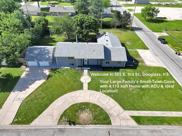 803 E 3rd St, Douglass, KS 67039