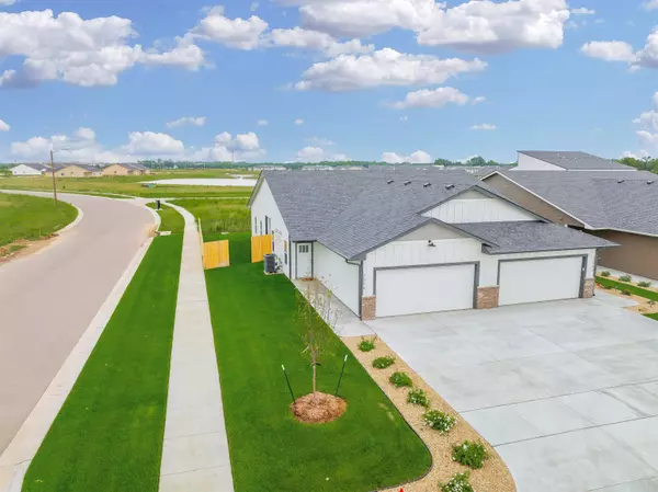 1993 N Reece St, Goddard, KS 67052