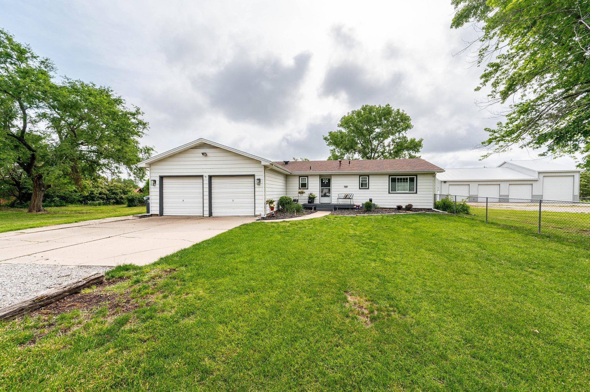 208 N Zelta, Wichita, KS 67206