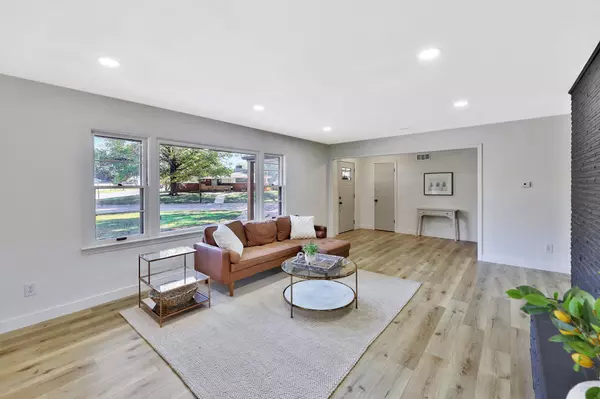 Wichita, KS 67208,1181 N Pinecrest St