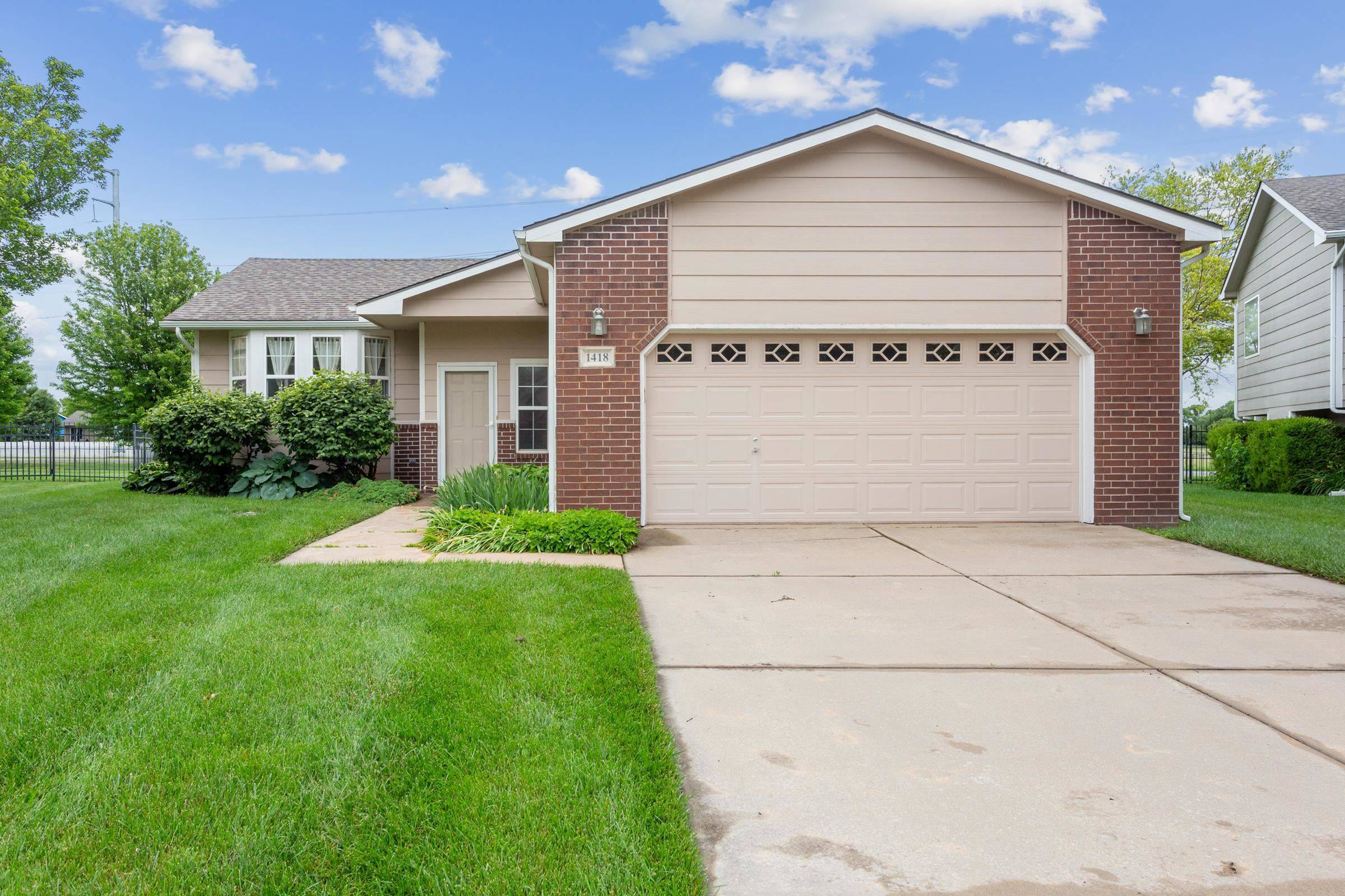 1418 N Bellick St, Wichita, KS 67235