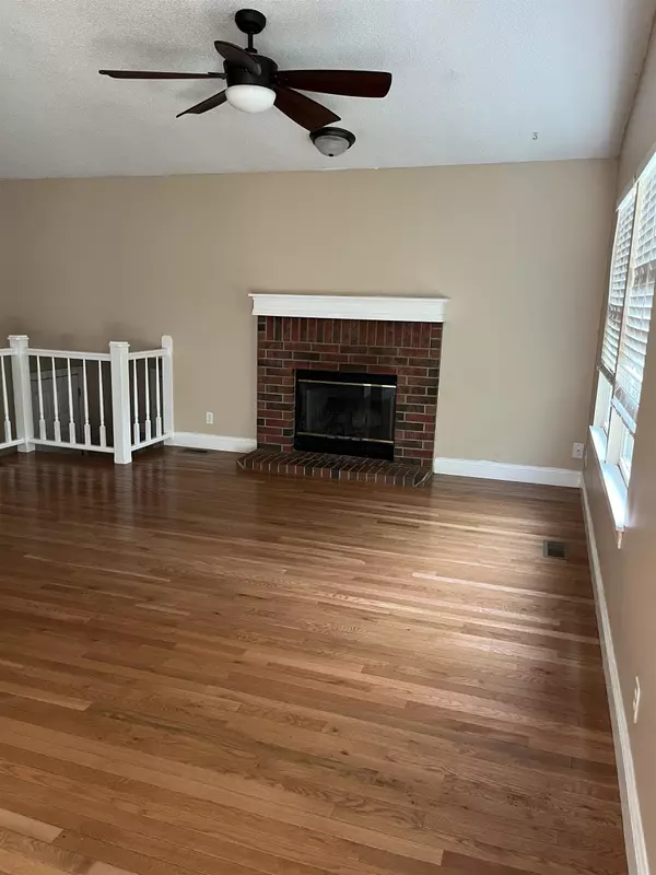 Wichita, KS 67220,5405 Arlene St