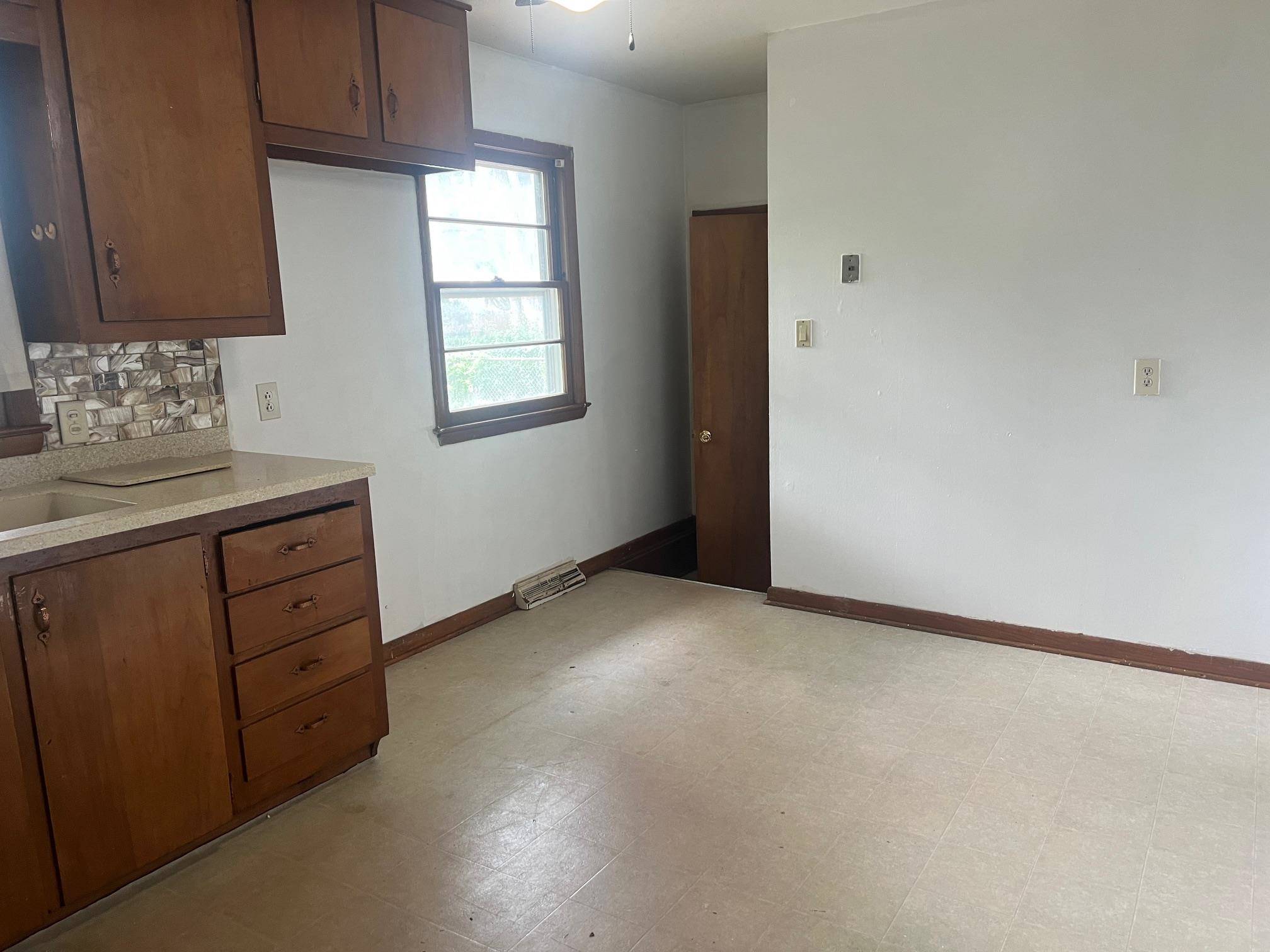 Wichita, KS 67212,1721 N gow