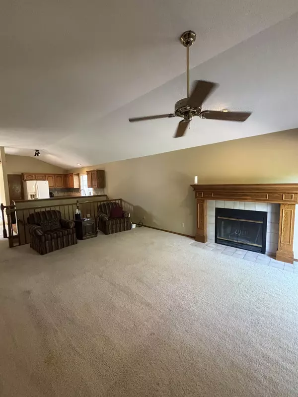 Wichita, KS 67207,8712 E Parkmont Dr
