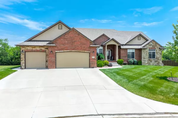 1332 S Gateway St, Wichita, KS 67230