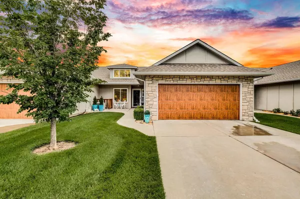 1400 N Hamilton Dr, Derby, KS 67037