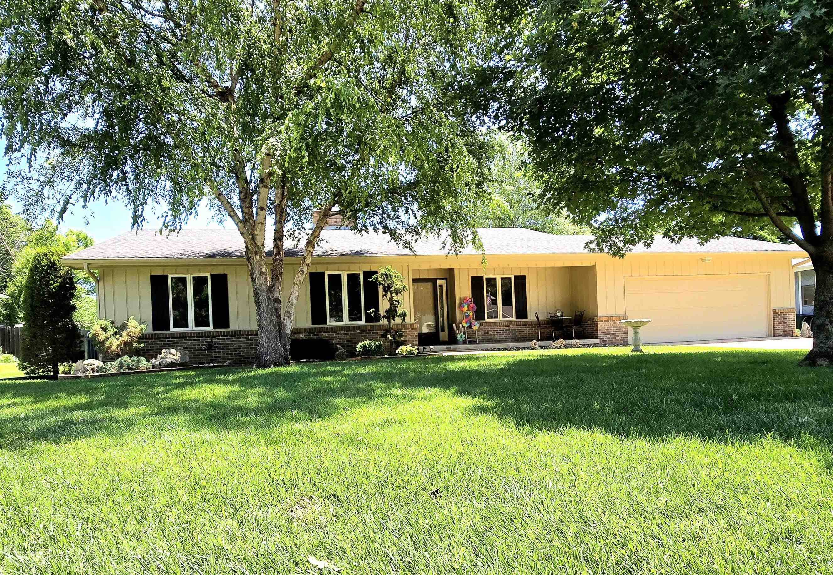 2108 Mound, Winfield, KS 67156