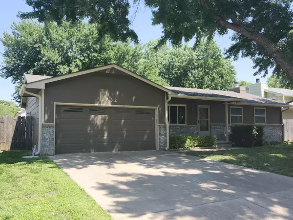 1532 N Rockwood Blvd, Mulvane, KS 67110