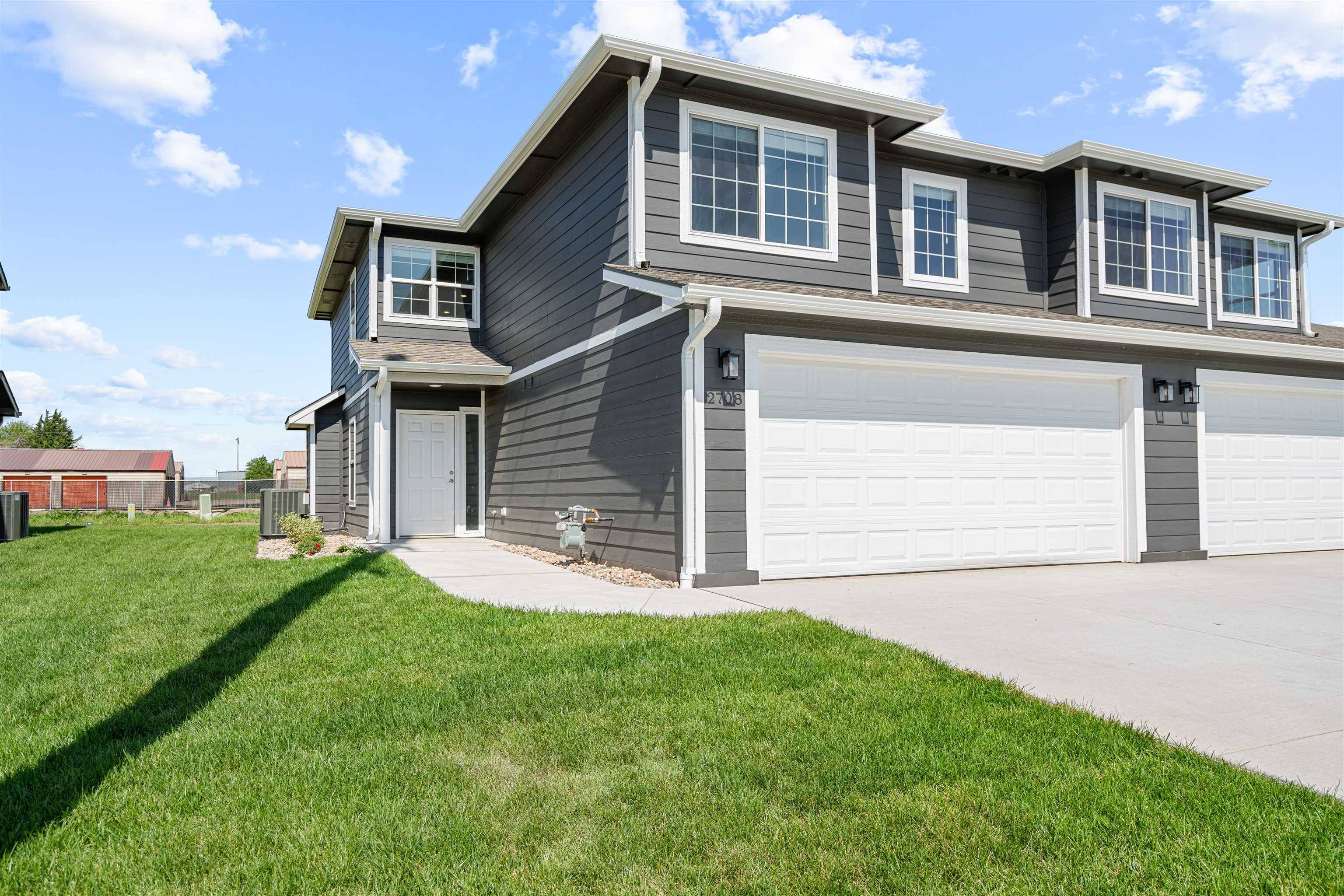2708 Tim Rogers Ln, Salina, KS 67401