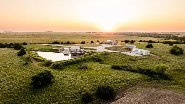 Marion, KS 66861,2316 Alfalfa