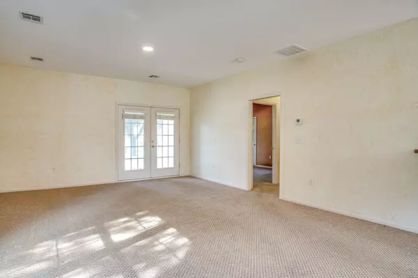 Wichita, KS 67206,9400 E Wilson Estates Pkwy