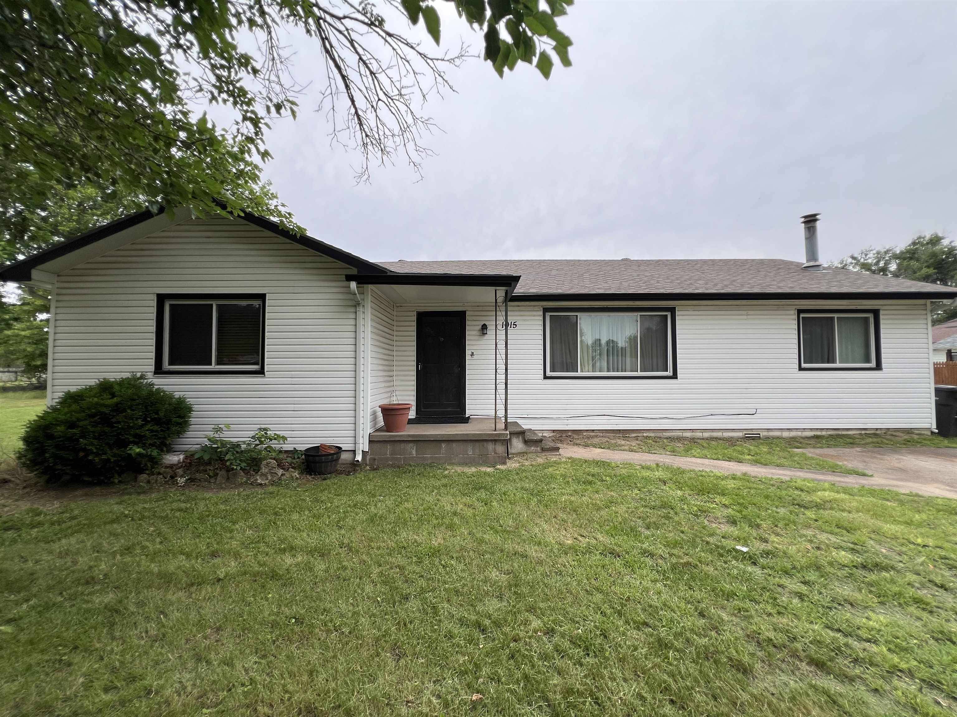 1015 N 10th, Arkansas City, KS 67005