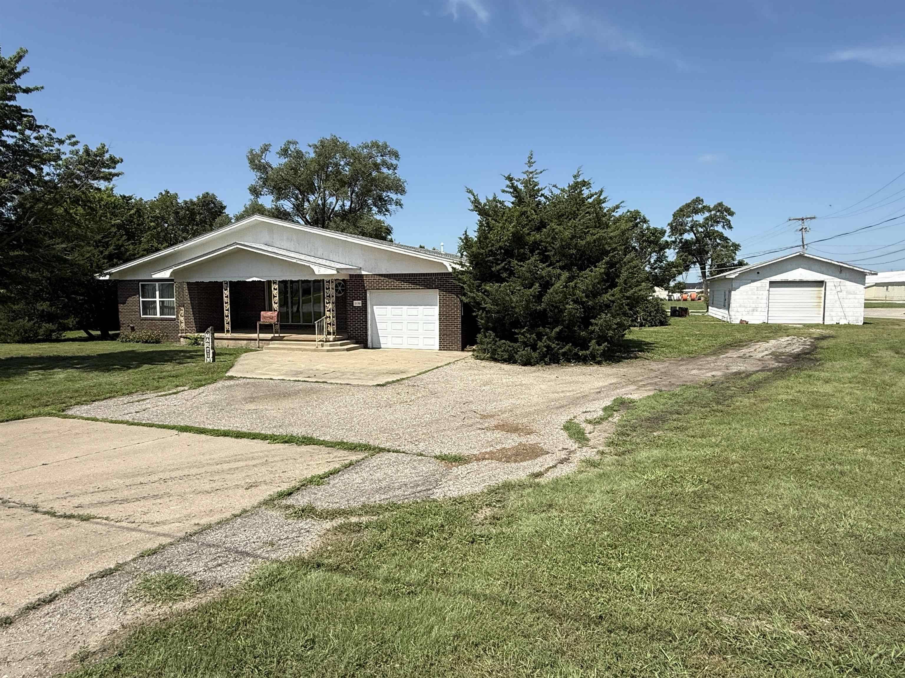 Wellington, KS 67152,2130 N A St