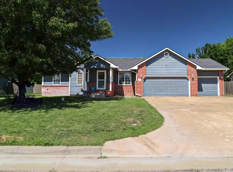 Bentley, KS 67016,115 N Devinshire Ave