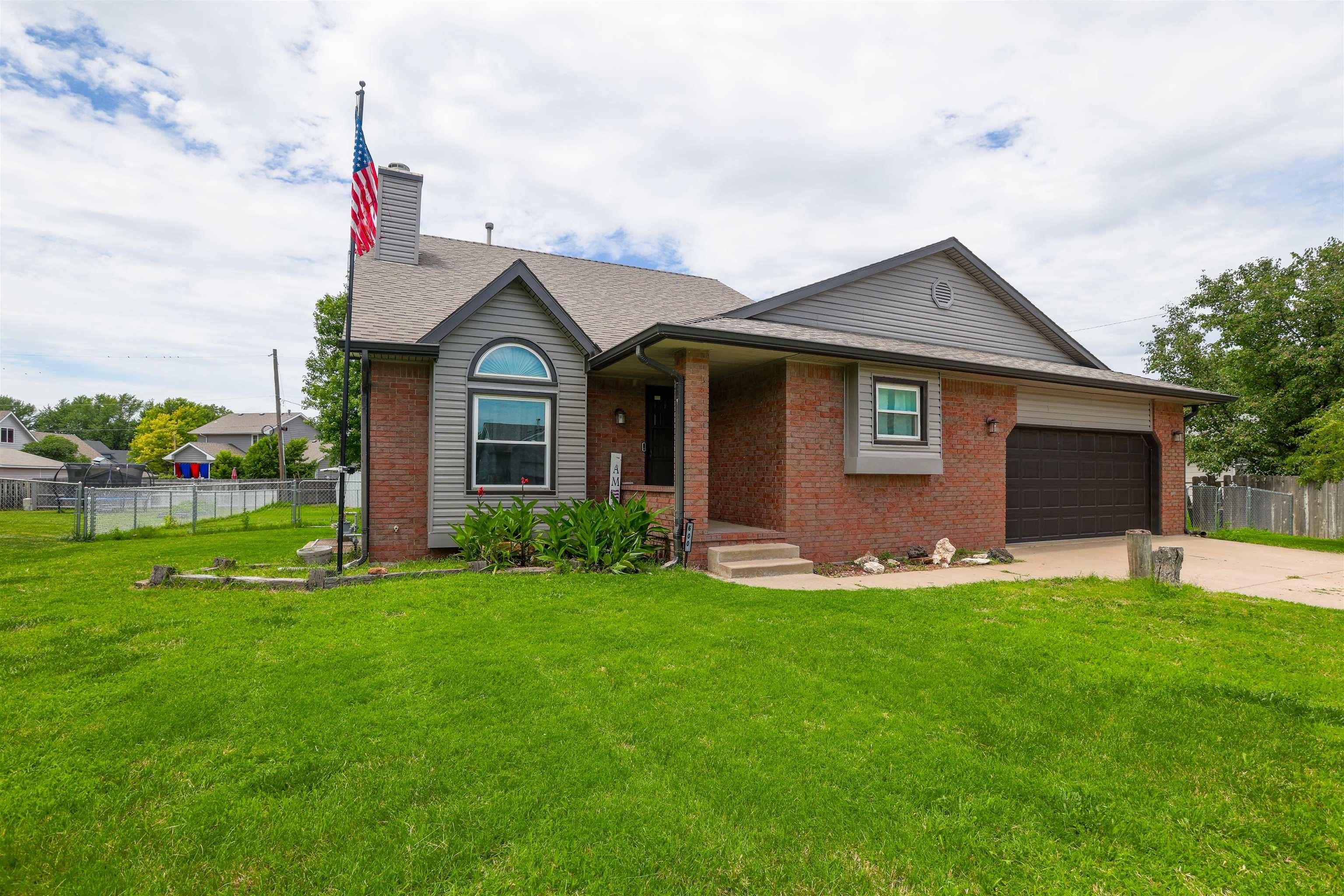 Clearwater, KS 67026,600 E Rolling Hills