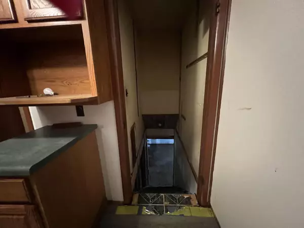 Wichita, KS 67212,980 N Brownthrush Ln