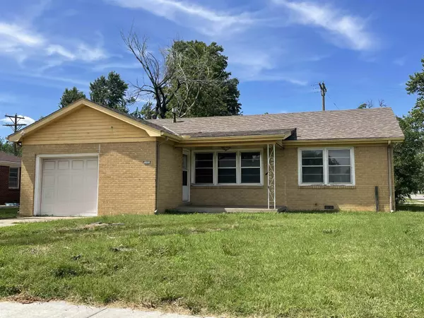 4002 W Edminster St, Wichita, KS 67212