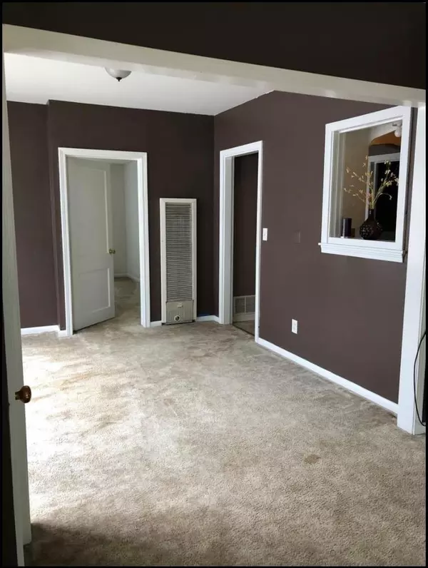 Kingman, KS 67068,429 E B Ave