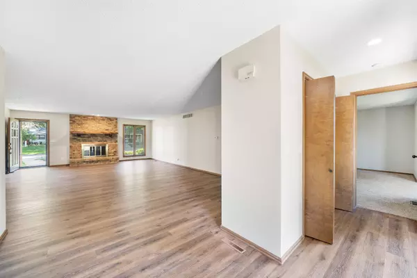 Wichita, KS 67208,641 N Woodlawn