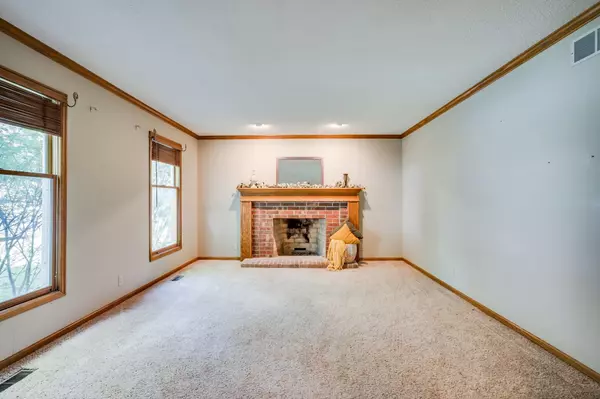 Wichita, KS 67226,7517 E Oxford Ct