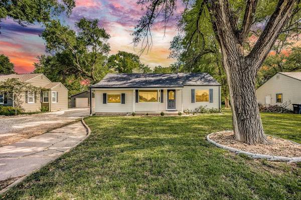 312 W Kelly Ave., Augusta, KS 67010