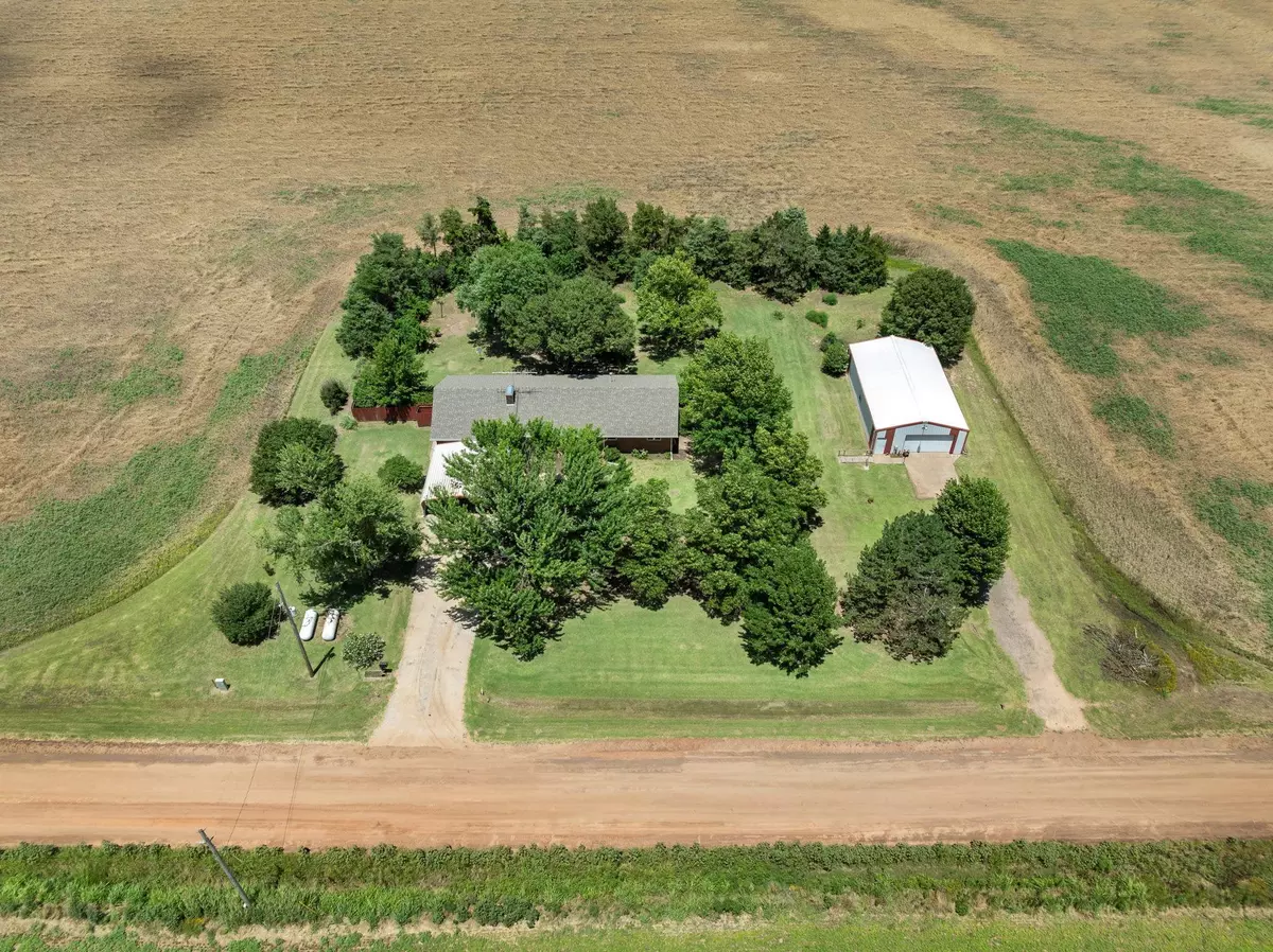 Harper, KS 67058,30 NE 80 Rd