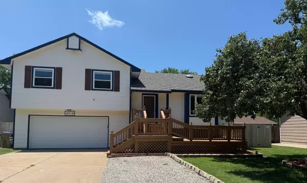 4319 N Edgemoor St, Bel Aire, KS 67220