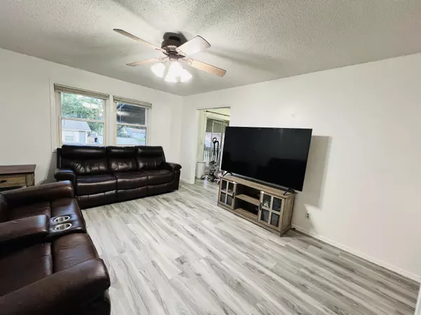 Wichita, KS 67217,2627 W Hadden Ave