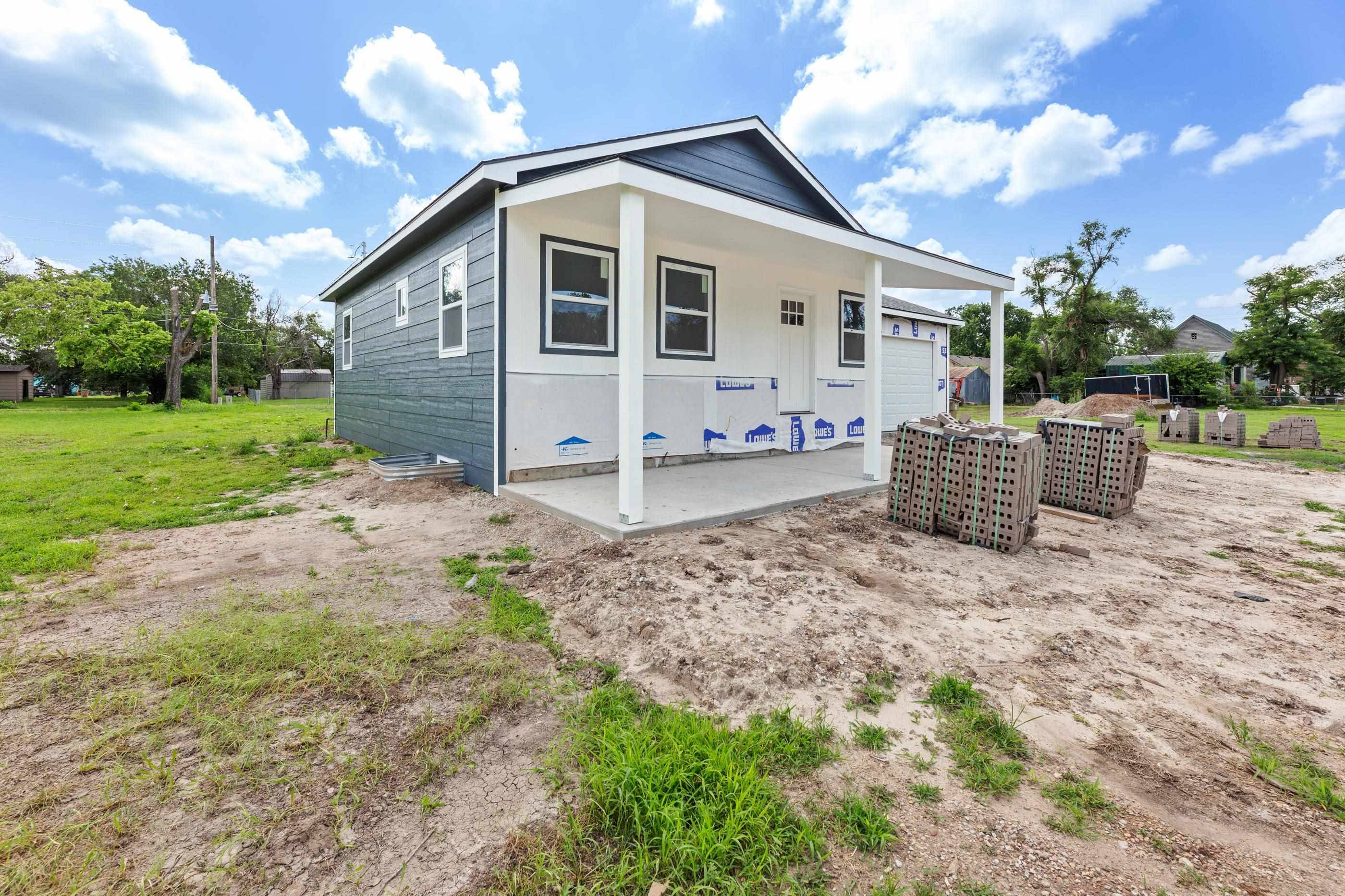 126 S Colorado, Burrton, KS 67020