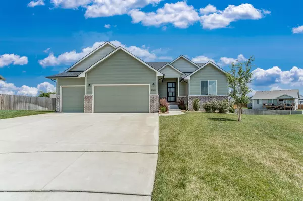 2613 E Thunder Cir, Wichita, KS 67219