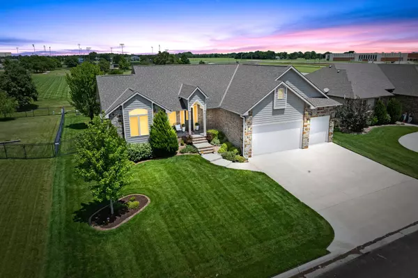 Clearwater, KS 67026,1112 E Park Glen St
