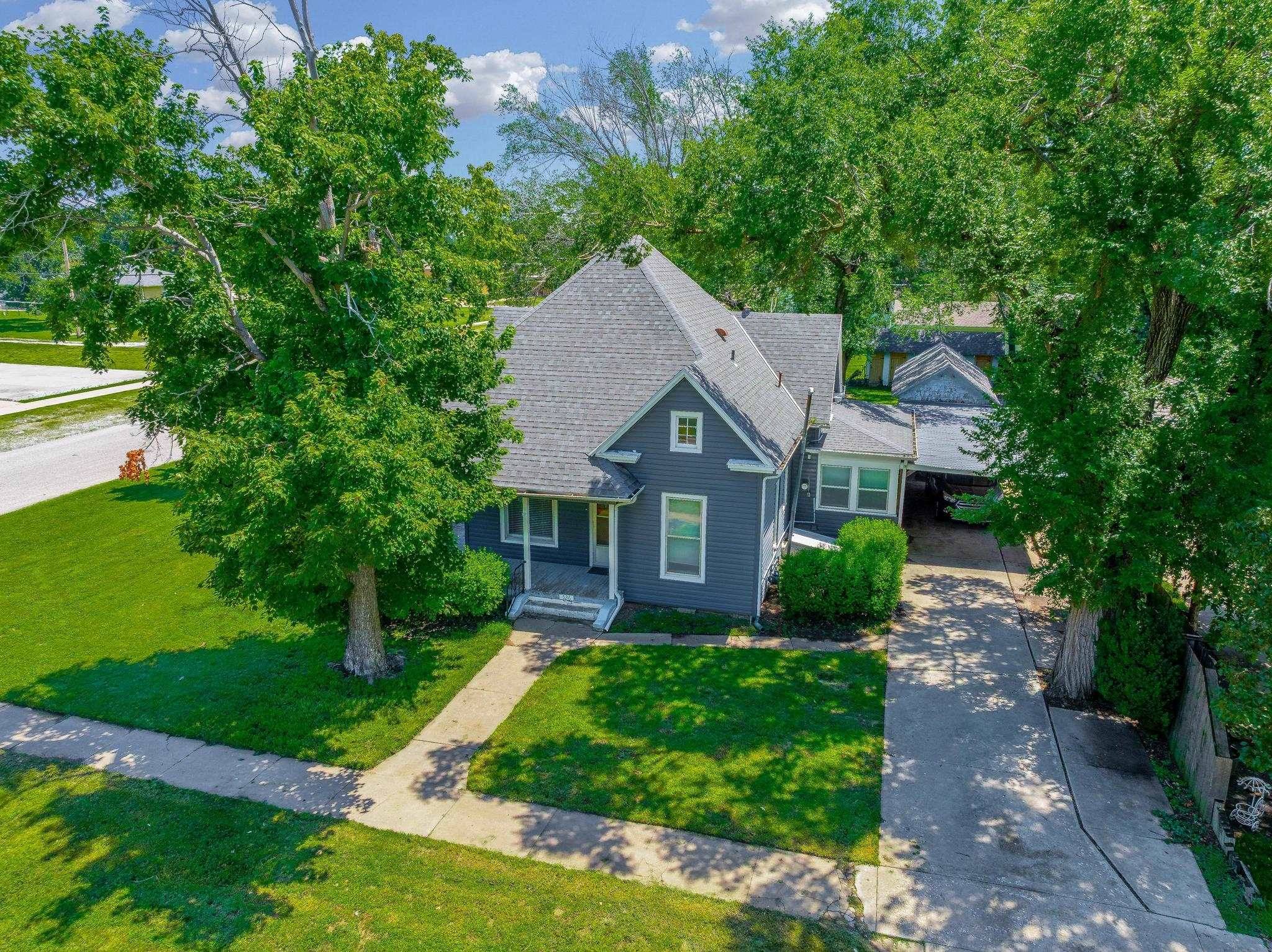 526 N Linden, Belle Plaine, KS 67013