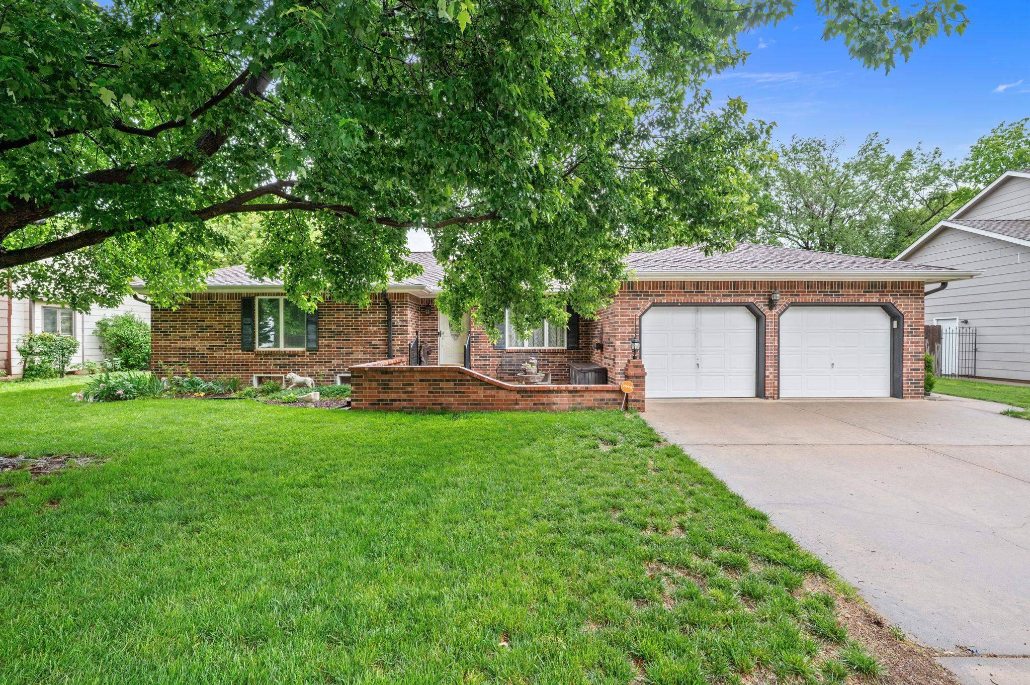 1834 N Denene St, Wichita, KS 67212