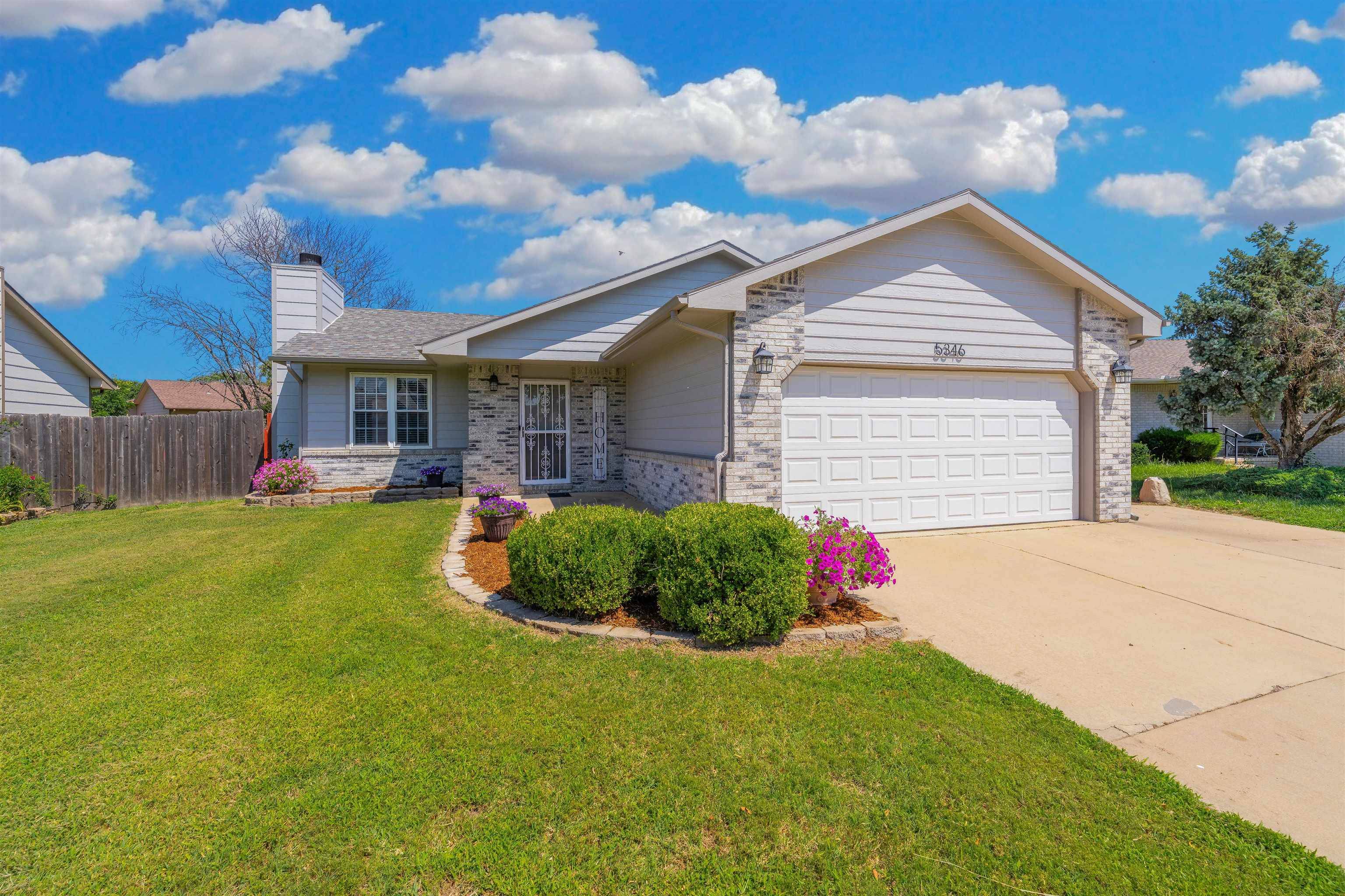 5346 S Stoneborough CT, Wichita, KS 67217