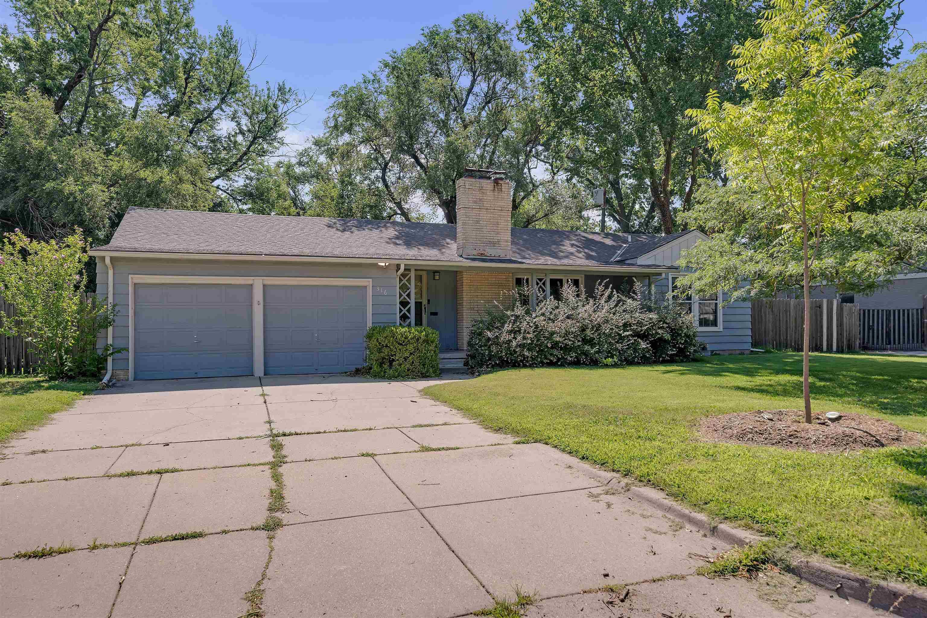 Wichita, KS 67208,316 N Edgemoor St