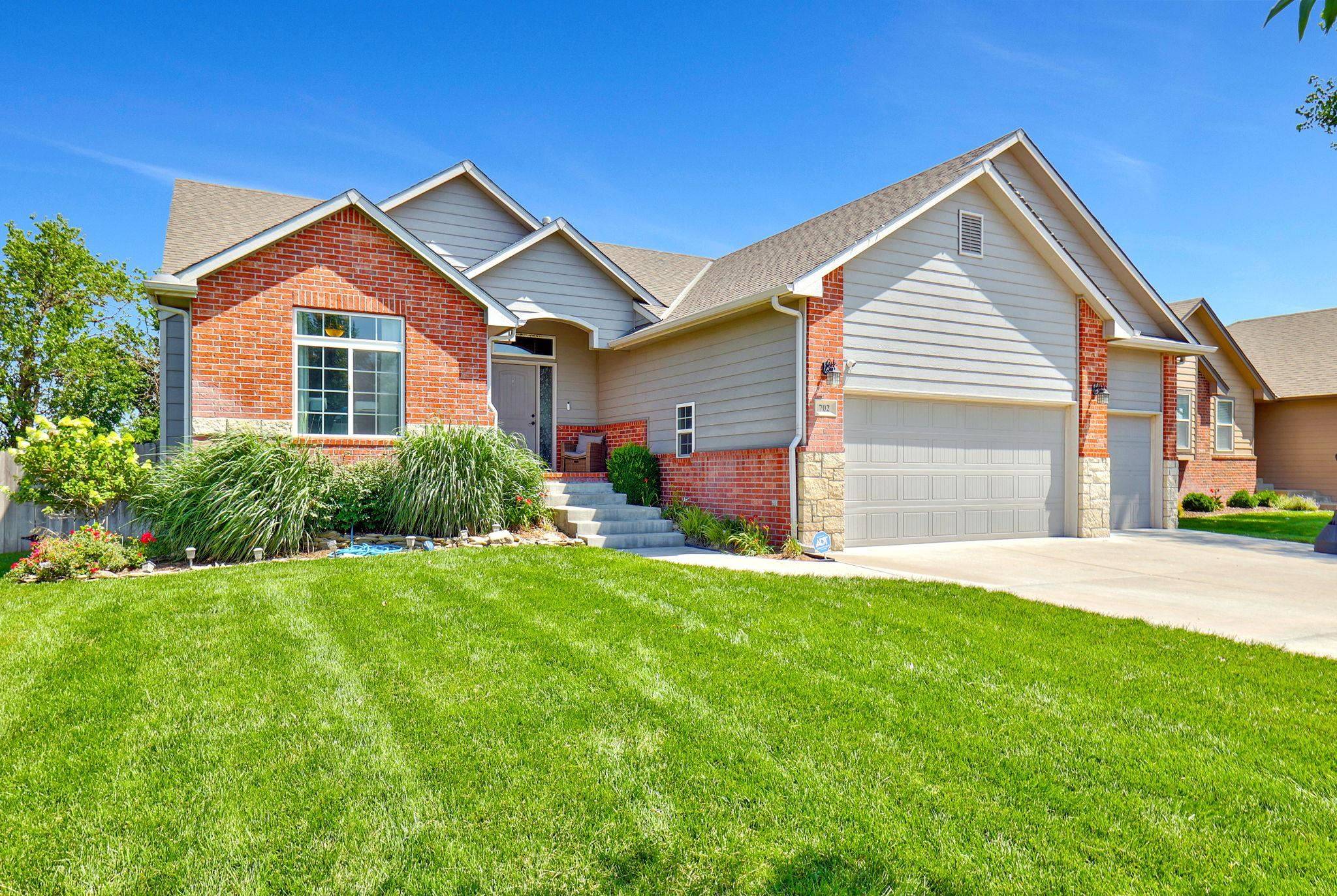 Park City, KS 67147,702 E Sprucewood