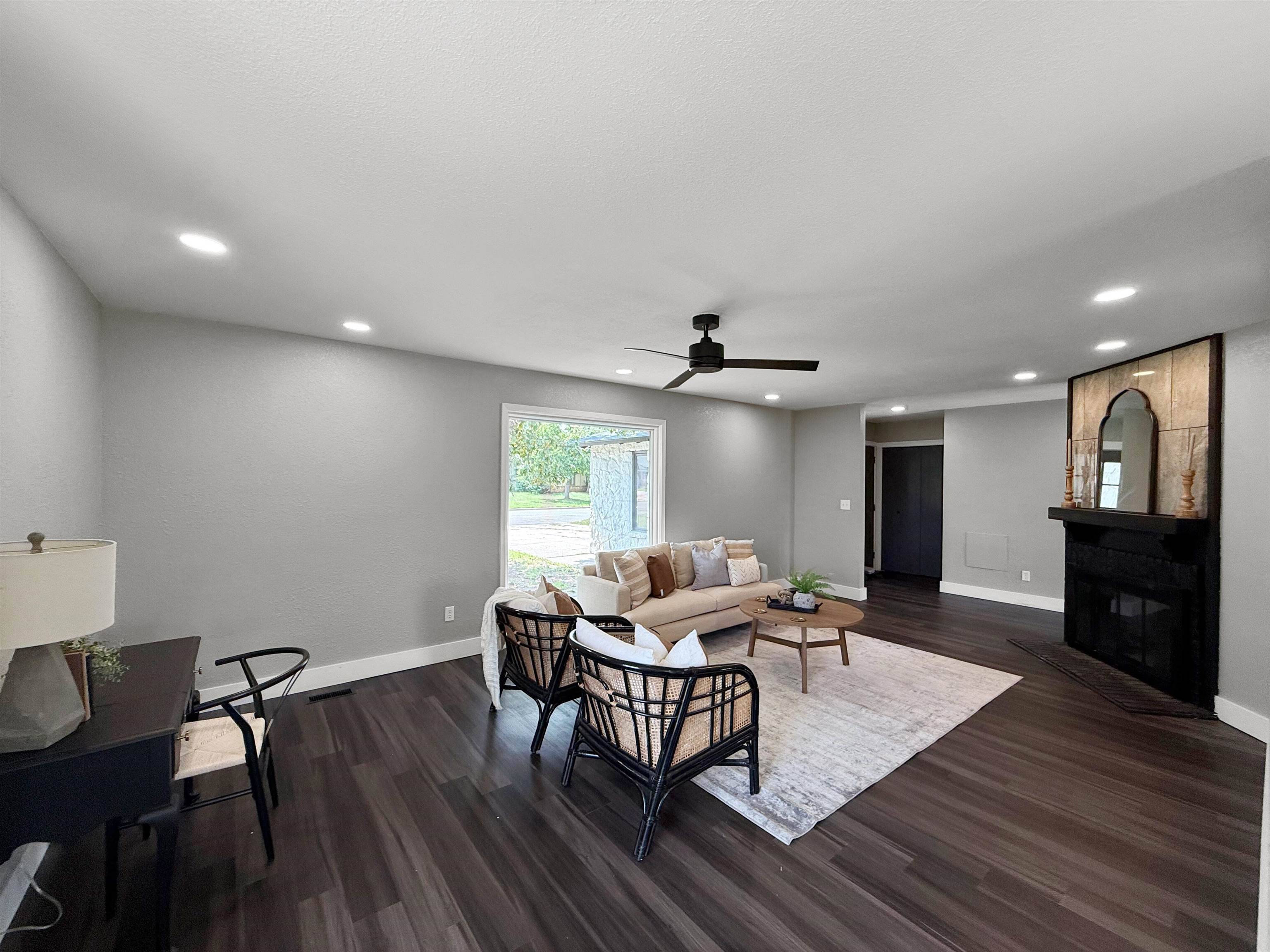 Wichita, KS 67207,1044 S Beech